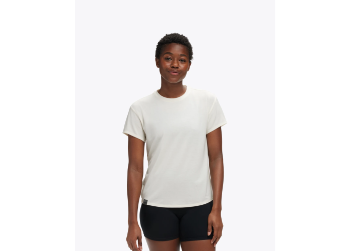 W HOKA ESSENTIAL TEE 1141758-EGN EGGNOG
